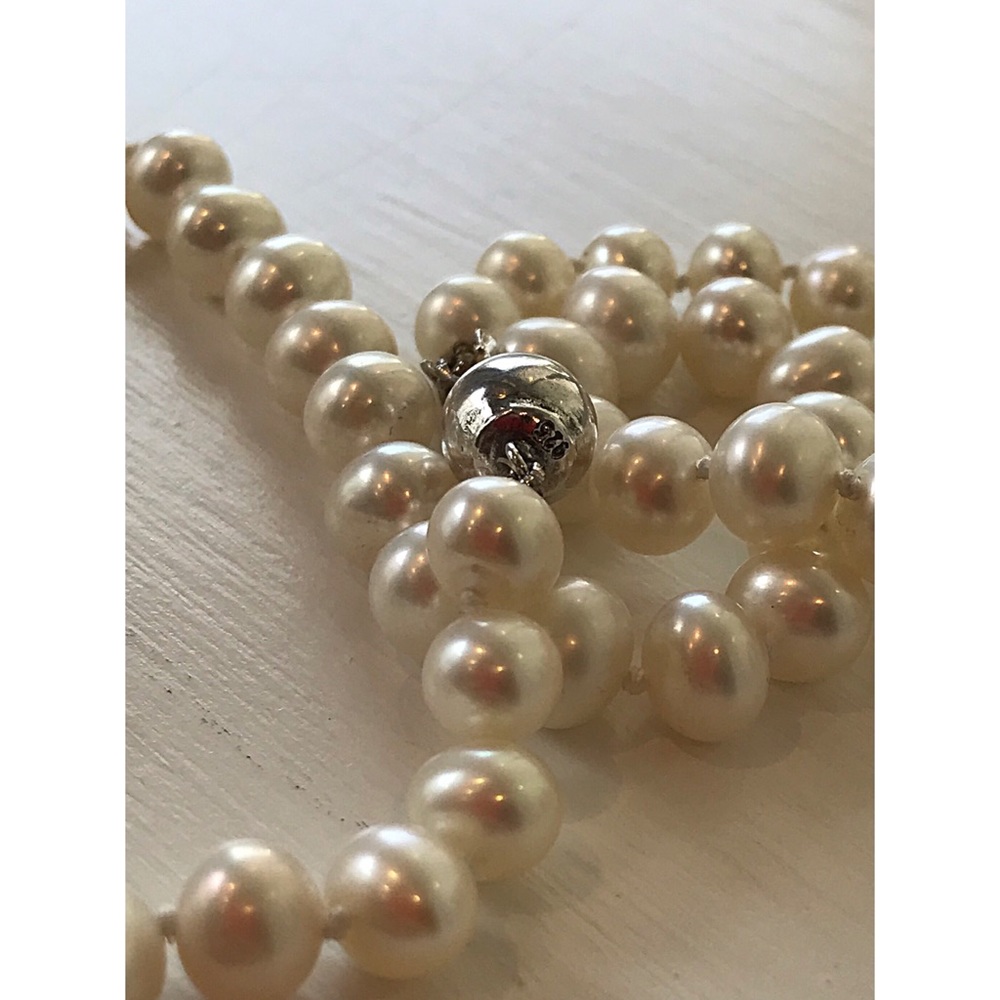 Genuine White Pearl Necklace - Picture 4 of 6